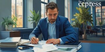 VanEck Files Updated Prospectus for Solana Staking ETF
